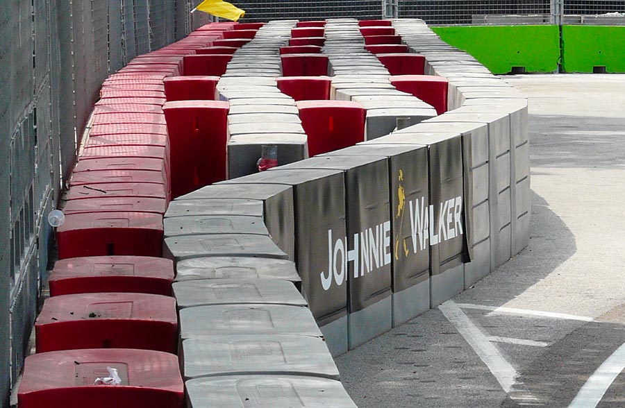 Blocks with exceptional durability, designed to withstand years of use and demanding conditions.